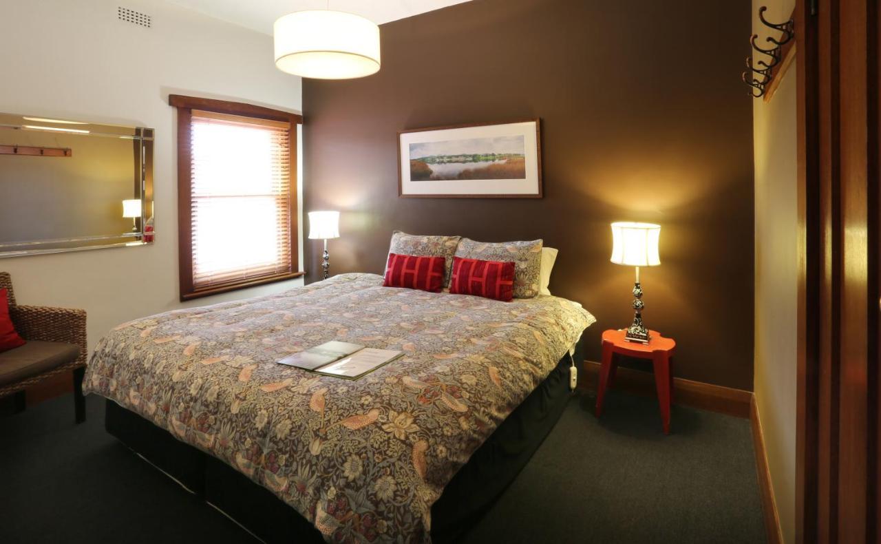 Kermandie Hotel Port Huon Экстерьер фото