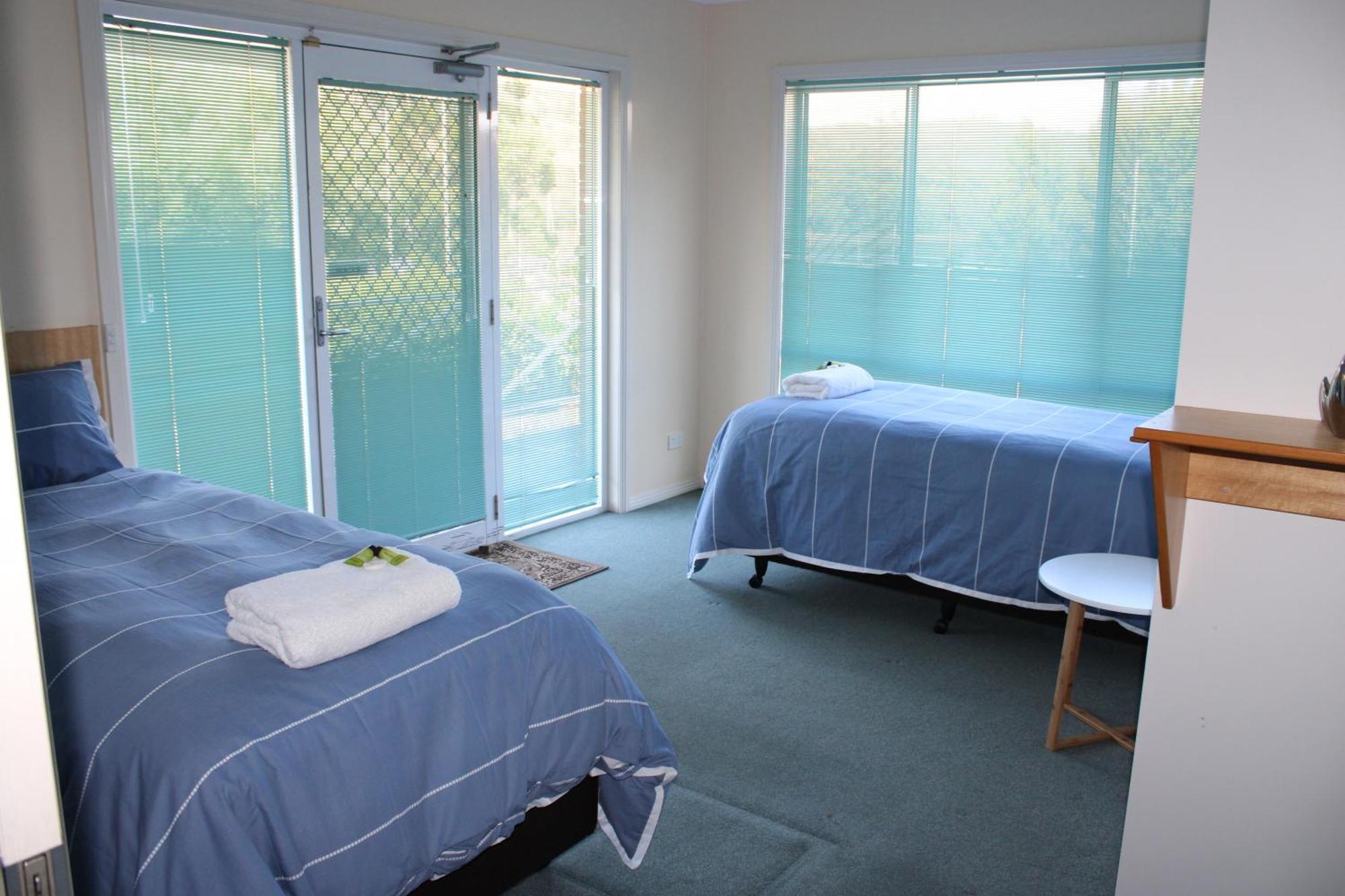 Kermandie Hotel Port Huon Экстерьер фото